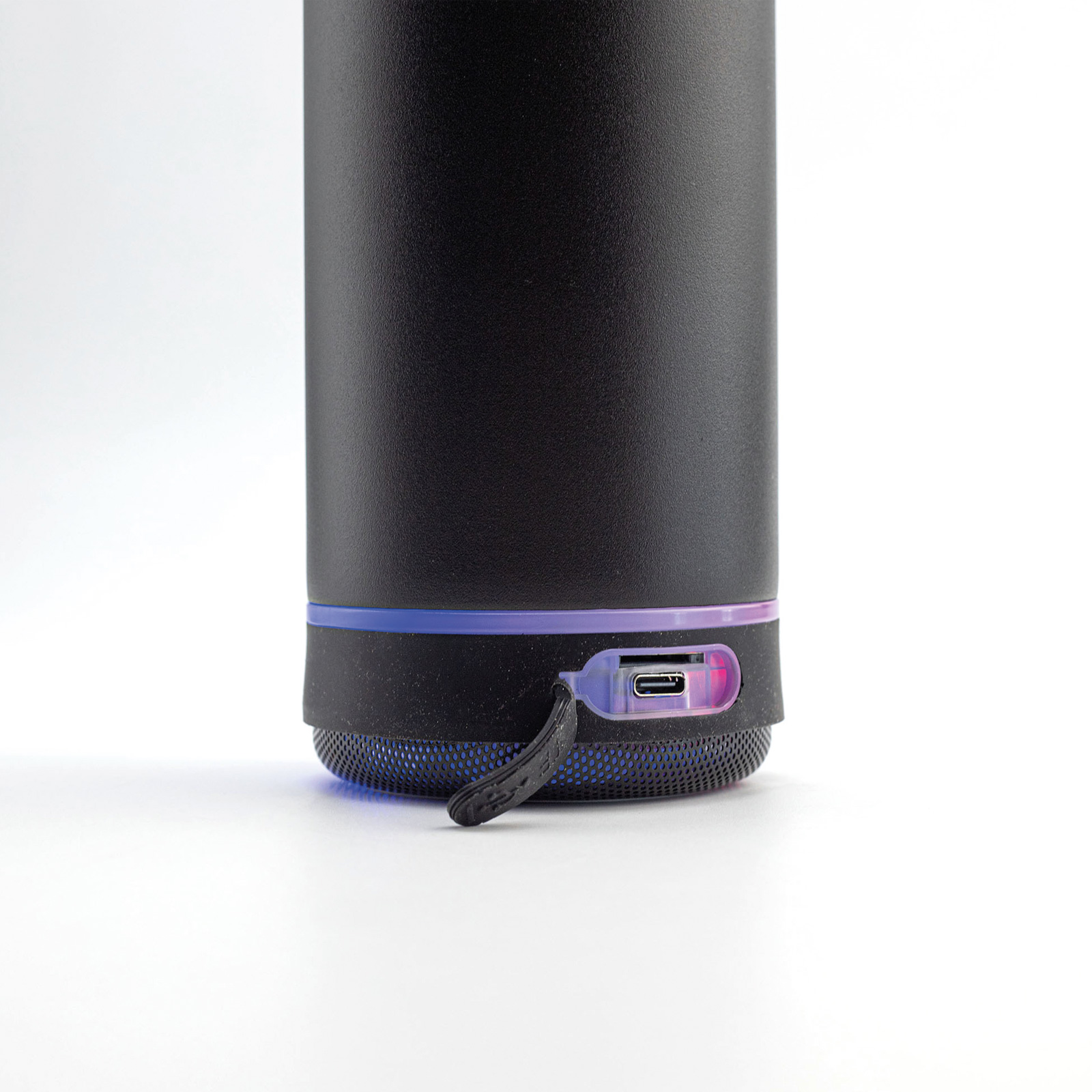 IHLARA SİYAH 650 ML DERECELİ HOPARLÖRLÜ TERMOS 5 IHLARA SİYAH 650 ML DERECELİ HOPARLÖRLÜ TERMOS - Görsel 5